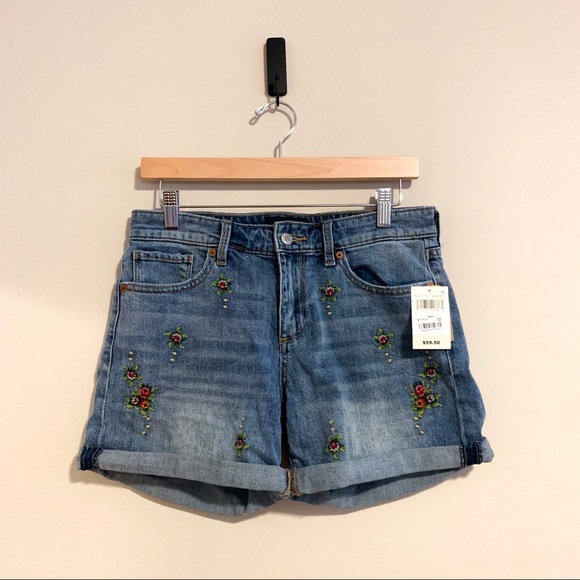 Lucky Brand Pants - NWT Lucky Brand Embroidered Denim Jean Shorts Sz 6